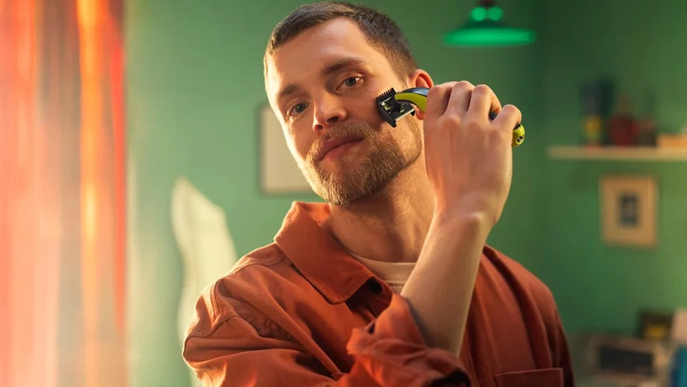 Philips qp2734/23 face and body shaver, oneblade 360, wet & dry, 100-240v 60 minutes of use, 4h charging